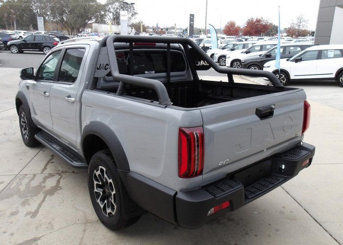 Used 1
                    JAC T9
                     for Sale Image