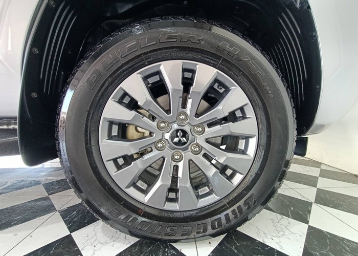 Used 1
                    MITSUBISHI
                     for Sale Image