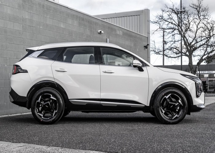 Used 1
                    KIA
                     for Sale Image