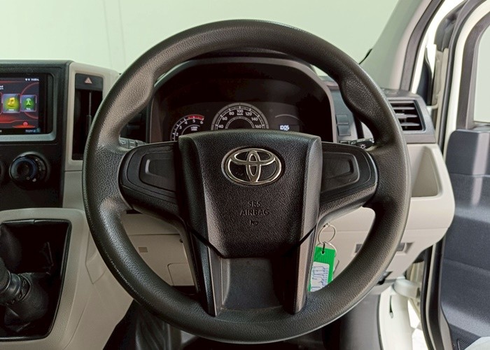 Used 12
                    TOYOTA
                     for Sale Image
