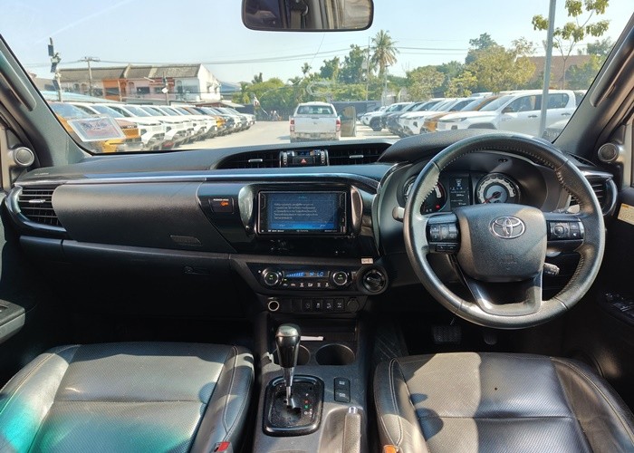 Used 12
                    TOYOTA
                     for Sale Image