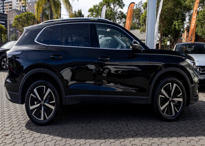 Used 1
                    VOLKSWAGEN
                     for Sale Image