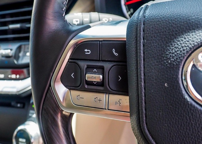 Used 1
                    TOYOTA
                     for Sale Image